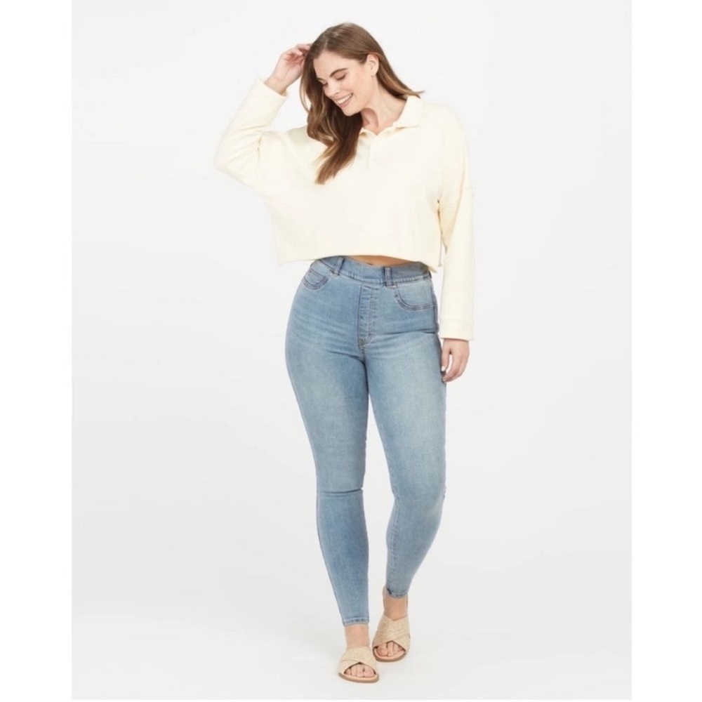 SPANX Skinny Ankle Jean in Light Vintage Wash